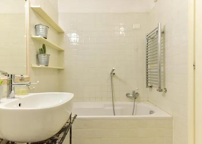 4bnb - San Lorenzo Spacious Appartement Rome